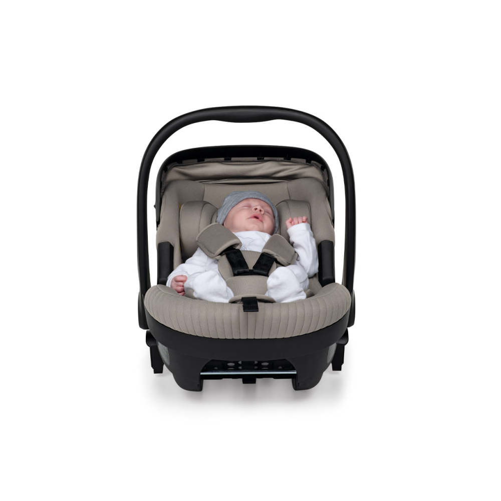 Seggiolino auto utilizzabile dalla nascita a 87 cm